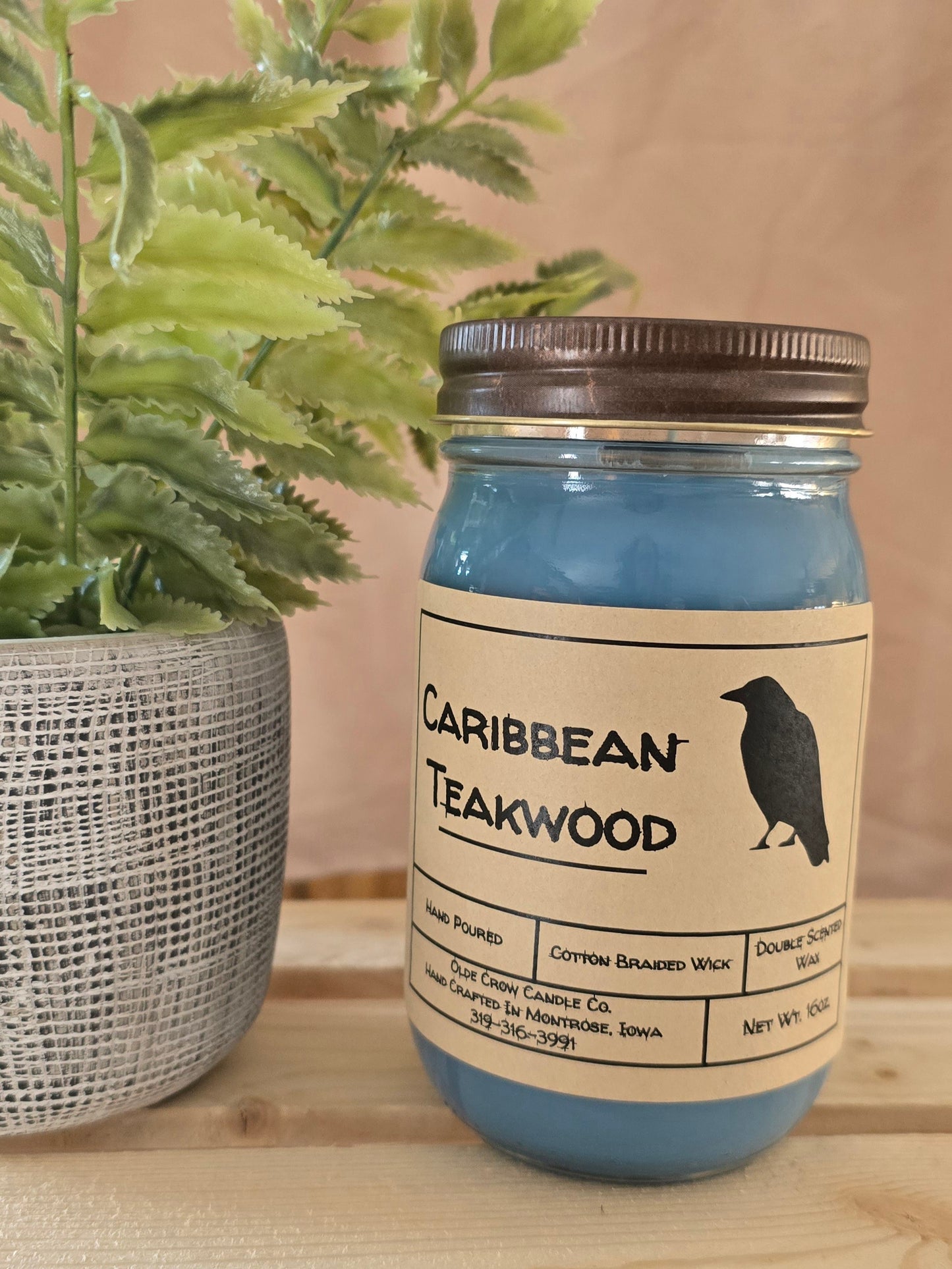 16oz Caribbean Teakwood candle