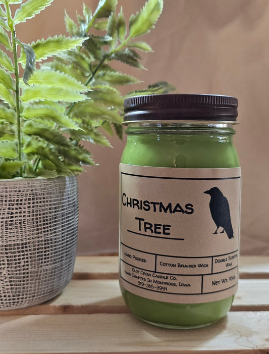 16oz Christmas Tree candle